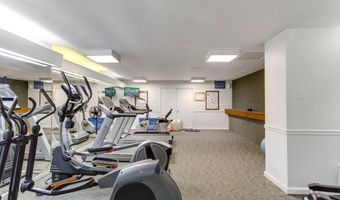 5340 HOLMES RUN Pkwy 516, Alexandria, VA 22304