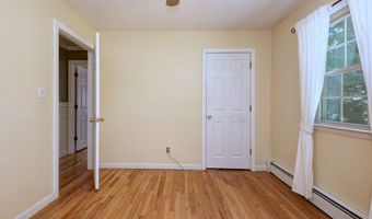 128 Cedar Ln, Beacon Falls, CT 06403