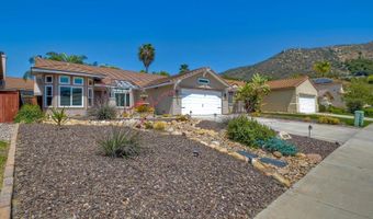 3358 Lake Circle Dr, Fallbrook, CA 92028