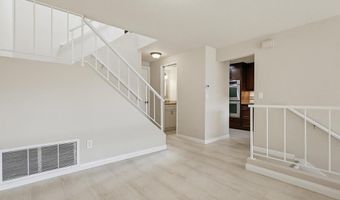 5715 Baltimore Dr 23, La Mesa, CA 91942