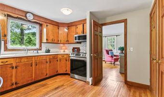 373 Fletcher Rd, North Kingstown, RI 02852