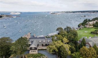 127 Harrison Ave 2, Newport, RI 02840