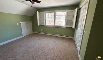 11 Treat St, Belfast, ME 04915