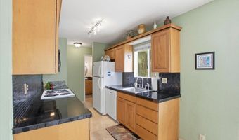 480 Kenolio Rd H, Kihei, HI 96753