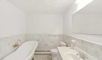 5 Brookside Cir, Acton, MA 01720