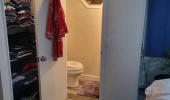 81 Union Ave, Amityville, NY 11701