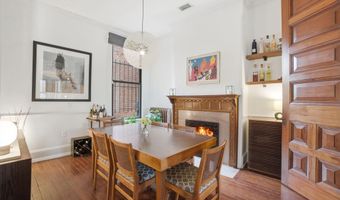 210 8TH St SE, Washington, DC 20003