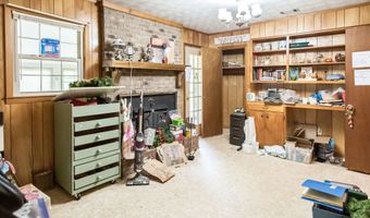 542 Ga Highway 64, Alma, GA 31510