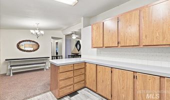 2271 E Blue Lake Ln, Boise, ID 83716