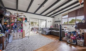524 Pauku St, Kailua, HI 96734