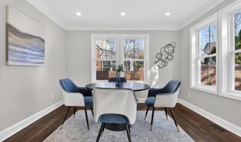 1607 N GLEBE Rd, Arlington, VA 22207