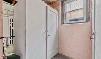 122 W 39TH St A4, Bayonne, NJ 07302