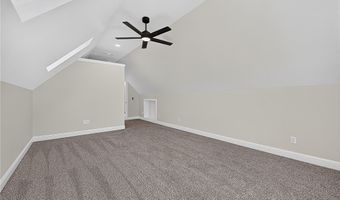 17 Sandhurst Dr, Bella Vista, AR 72714