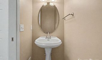 5420 Clemwood Ct SE, Ada, MI 49301