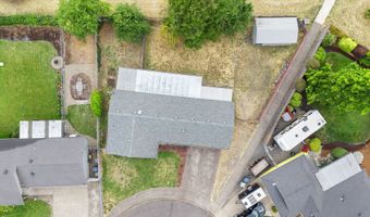 5094 DAISY St, Springfield, OR 97478