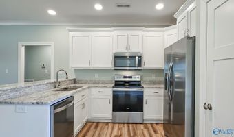 14300 Peek Dr, Athens, AL 35611