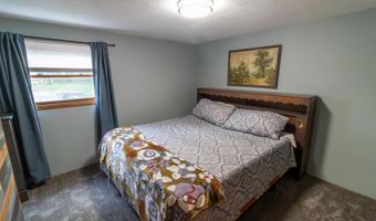 60 Lane 260B Crooked Lk, Angola, IN 46703