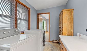 1201 S LEE St, Appleton, WI 54915