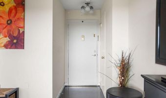 2500 N VAN DORN St 517, Alexandria, VA 22302