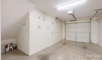 1017 Baldwin Commons Dr, Arden, NC 28704