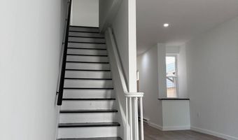 108 PEACH St, Reading, PA 19602