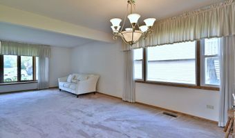 657 SABLE Dr, Addison, IL 60101