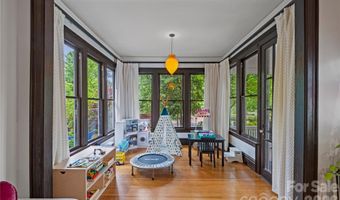 2100 The Plaza Rd, Charlotte, NC 28205