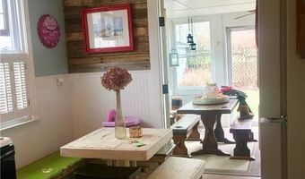 45 Hammond St 1, Newport, RI 02840