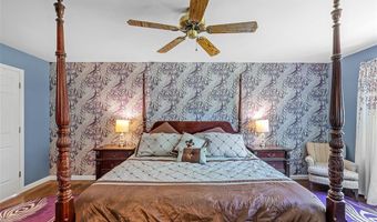 307 Blue Ridge Place Ct, Ballwin, MO 63011