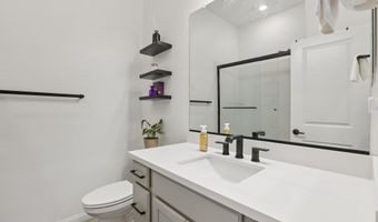 2870 Derbyline Ln, Alameda, CA 94501