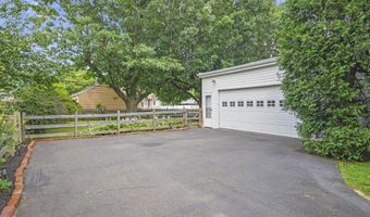 2111 RUSH Rd, Abington, PA 19001