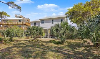 214 HARBOR Cir, Alligator Point, FL 32346