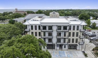 124 Court Unit # 302 St, Bay St. Louis, MS 39520