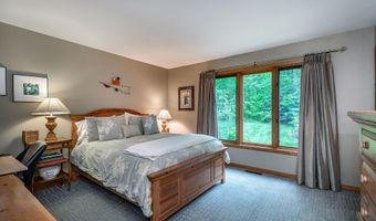 51 Long Meadow Rd, Bethlehem, CT 06751