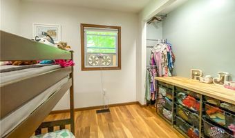 162 Alpine St, Aliquippa, PA 15001
