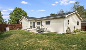 4701 LONG BRANCH Loop, Cheyenne, WY 82001