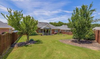 821 E Golden View Ln, Boiling Springs, SC 29316