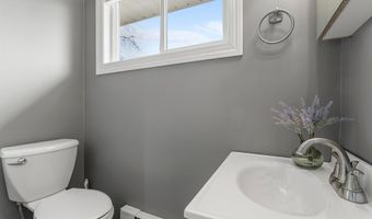 524 Lakeshore Cir, Annandale, MN 55302