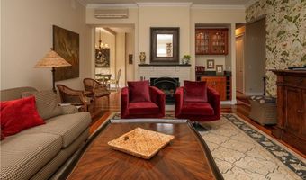 8 Cottage St 2, Newport, RI 02840