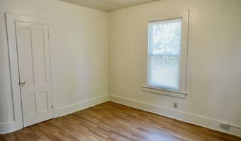 68 Hungerford Aly 3, Bristol, CT 06010