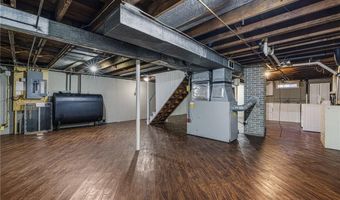 2 Preserved Arnold Ct, Lincoln, RI 02865