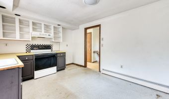 58 Towne Dr, Berlin, CT 06037