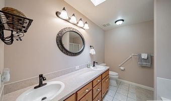 1459 S Windsor Dr, Ammon, ID 83406