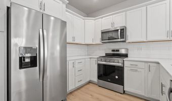 1299 Berkshire Ln, North Liberty, IA 52317
