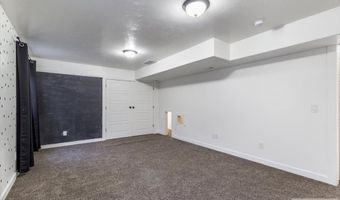 5776 Cedarwood Ln, Ammon, ID 83406