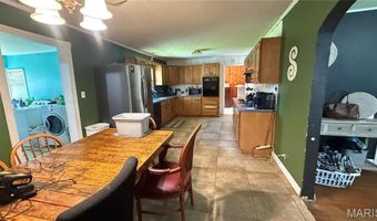 410 N Cypress St, Advance, MO 63730