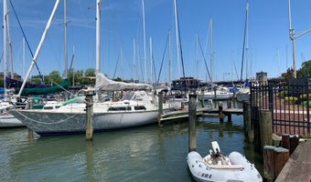 316 BURNSIDE St 103, Annapolis, MD 21403