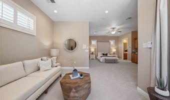 29 Soaring Bird Ct, Las Vegas, NV 89135