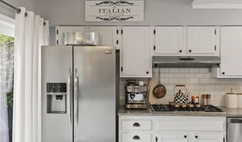 922 Palmer Rd, Columbus, OH 43212