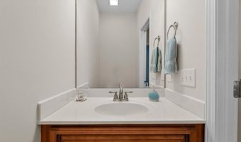 2668 Mountain Oak View Dr, Asheboro, NC 27205